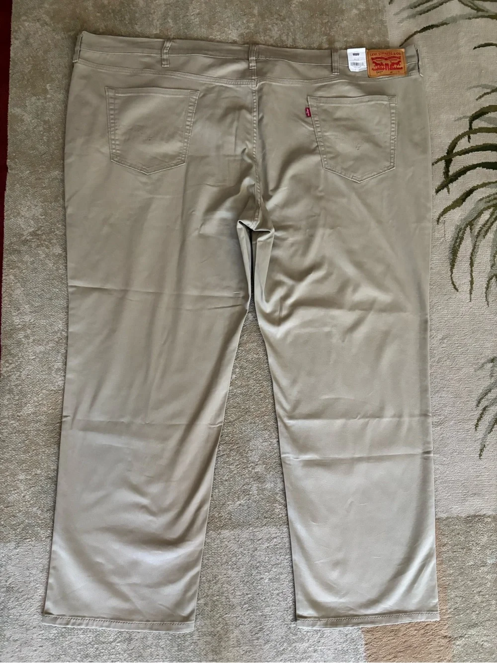 Levi’s 541 Athletic Taper Pants Men’s 56x32 Khaki Tan Stretch NWT Big Tall